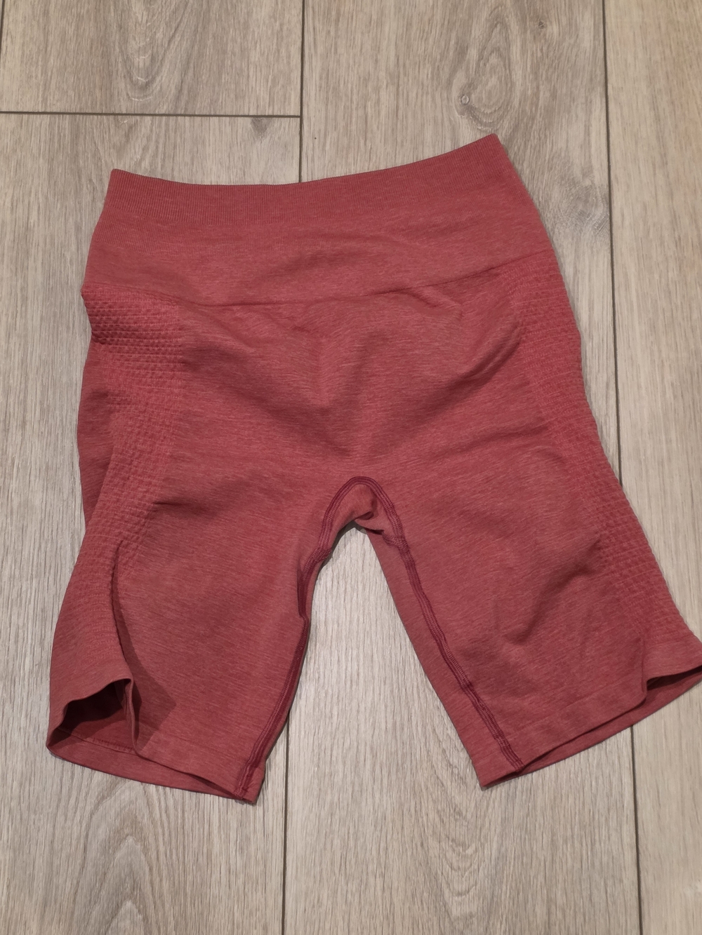 Alphalete Seamless High-Waist Brick Red Athletic Bike Shorts